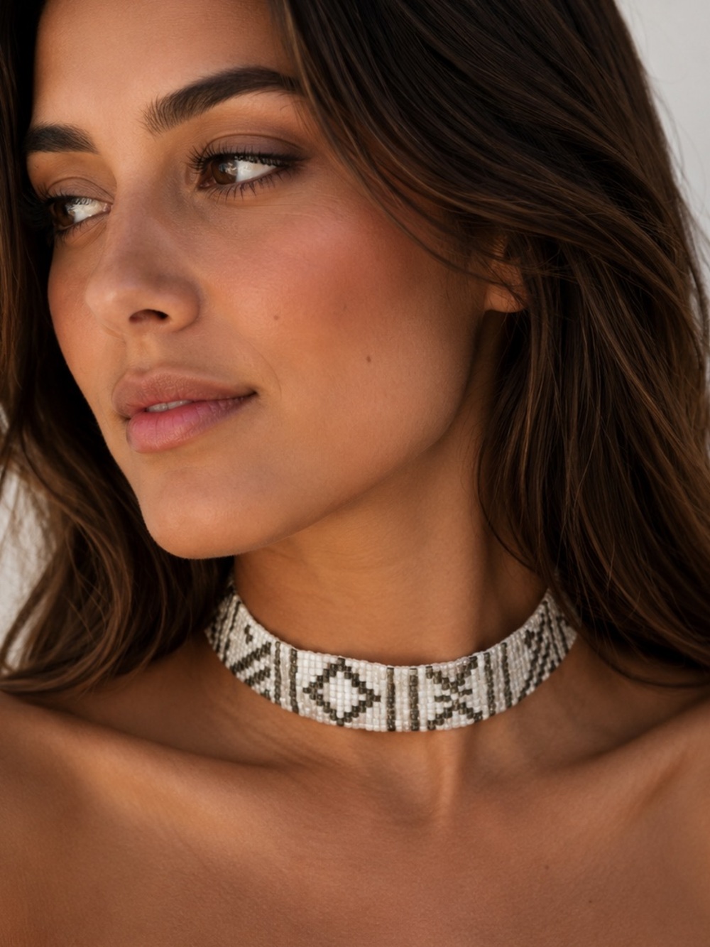 LIGHT WEIGHT BEAUTIFUL CHOKER
